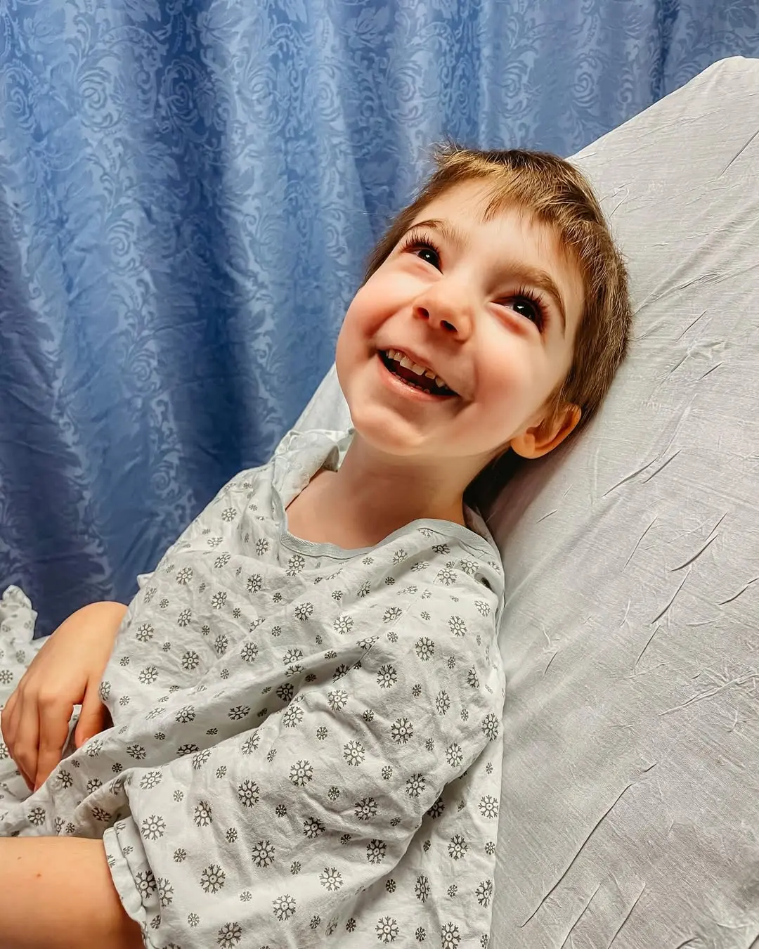 A Sarah vai precisar passar por algo que a família não consegue arcar sozinha